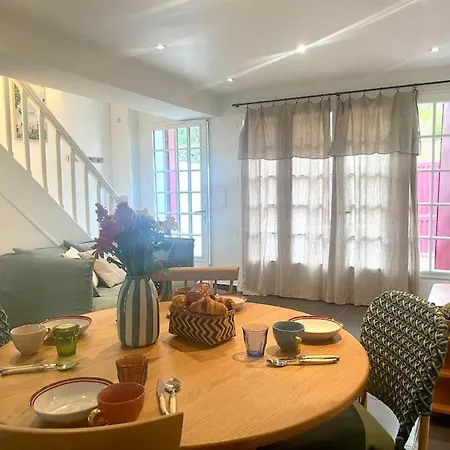 Villa Krystel Avel à *