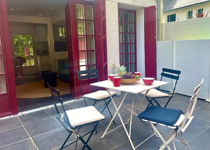 Villa Krystel Avel à *