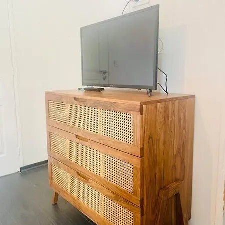 Krystel Avel A La Baule