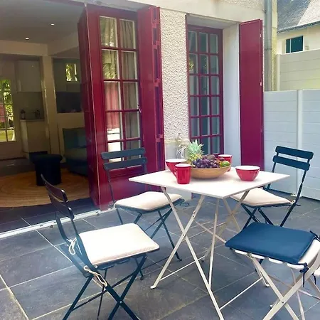 빌라 Krystel Avel A *