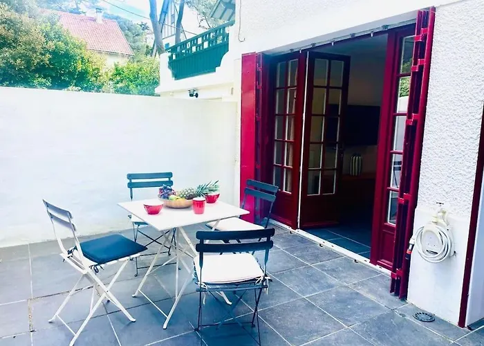 Vila Krystel Avel A *